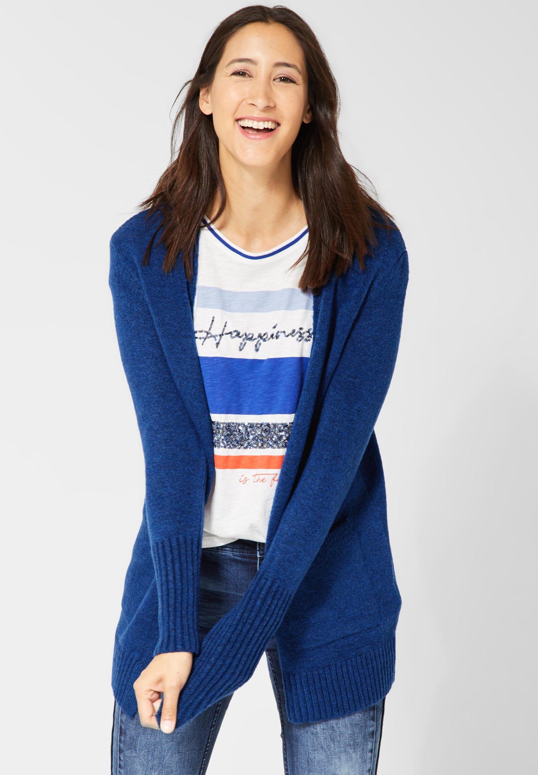 strickjacke-blau-600edw-1.jpg